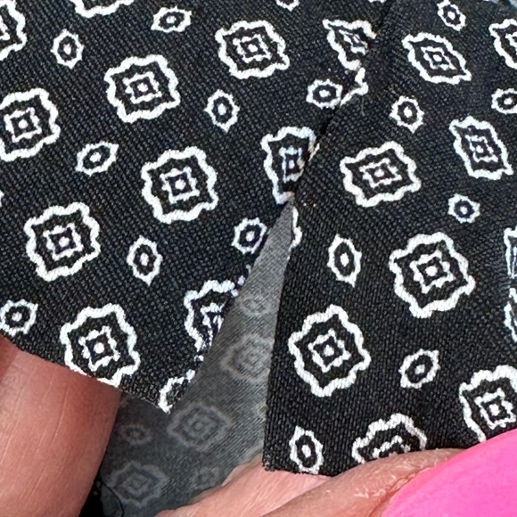 COUNTERPARTS WOMENS LONG PANT FLAT BAND ELASTIC ANKLE SLIT BLACK AND WHITE SZ 10 - Picture 5 of 8